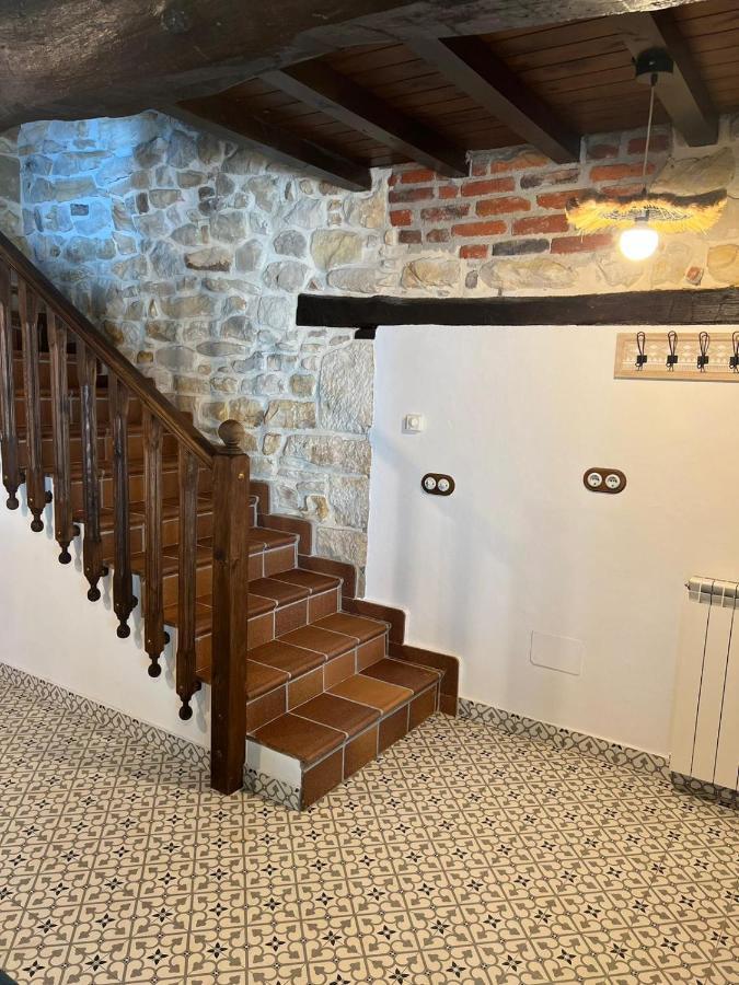 Apartamentos La Cabana Del Cerro Alto Becena Bagian luar foto