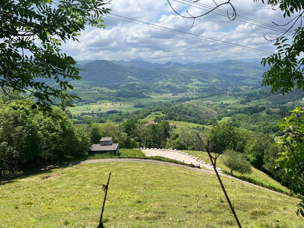 Apartamentos La Cabana Del Cerro Alto Becena Bagian luar foto