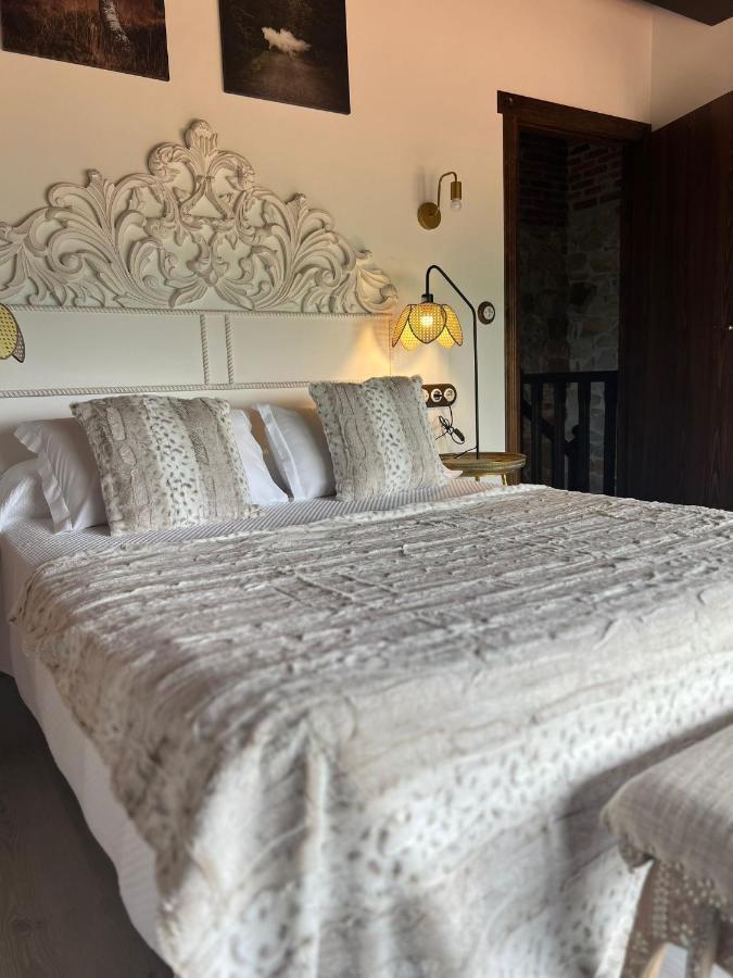 Apartamentos La Cabana Del Cerro Alto Becena Bagian luar foto