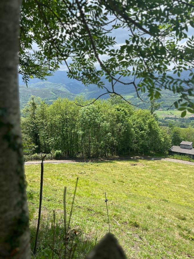 Apartamentos La Cabana Del Cerro Alto Becena Bagian luar foto