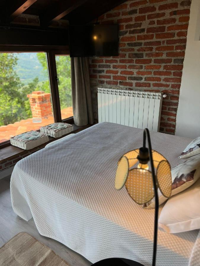 Apartamentos La Cabana Del Cerro Alto Becena Bagian luar foto