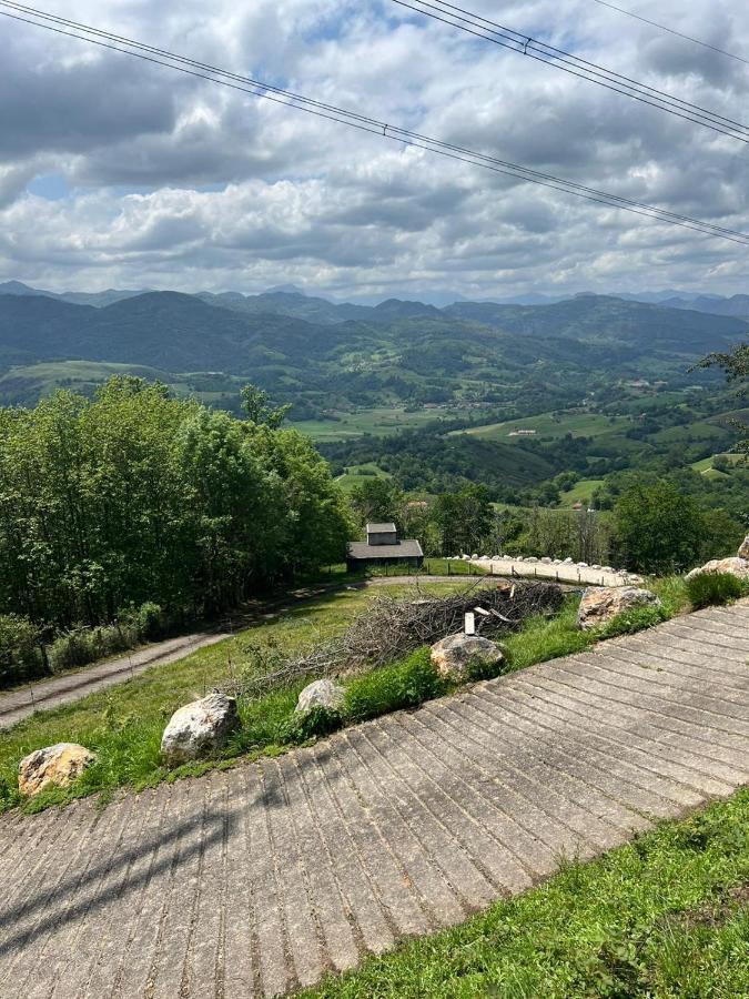 Apartamentos La Cabana Del Cerro Alto Becena Bagian luar foto
