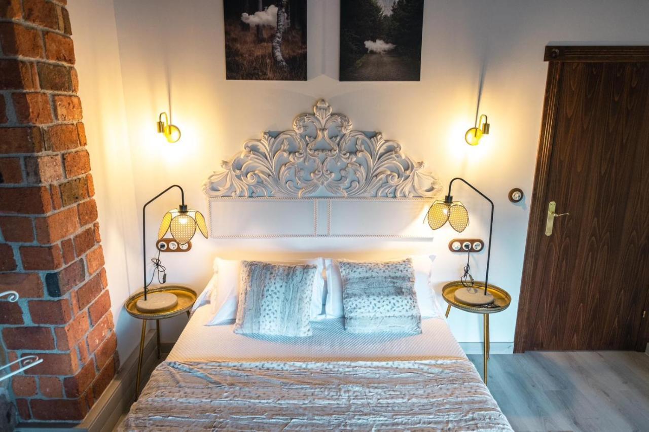 Apartamentos La Cabana Del Cerro Alto Becena Bagian luar foto