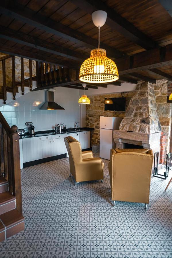 Apartamentos La Cabana Del Cerro Alto Becena Bagian luar foto