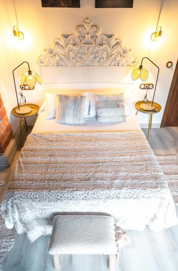 Apartamentos La Cabana Del Cerro Alto Becena Bagian luar foto